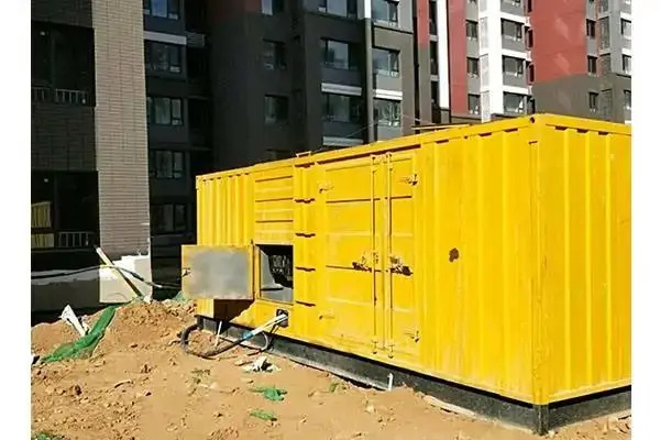 老边发电机租赁中燃油压力过低会对发动机的哪些部件造成损坏？