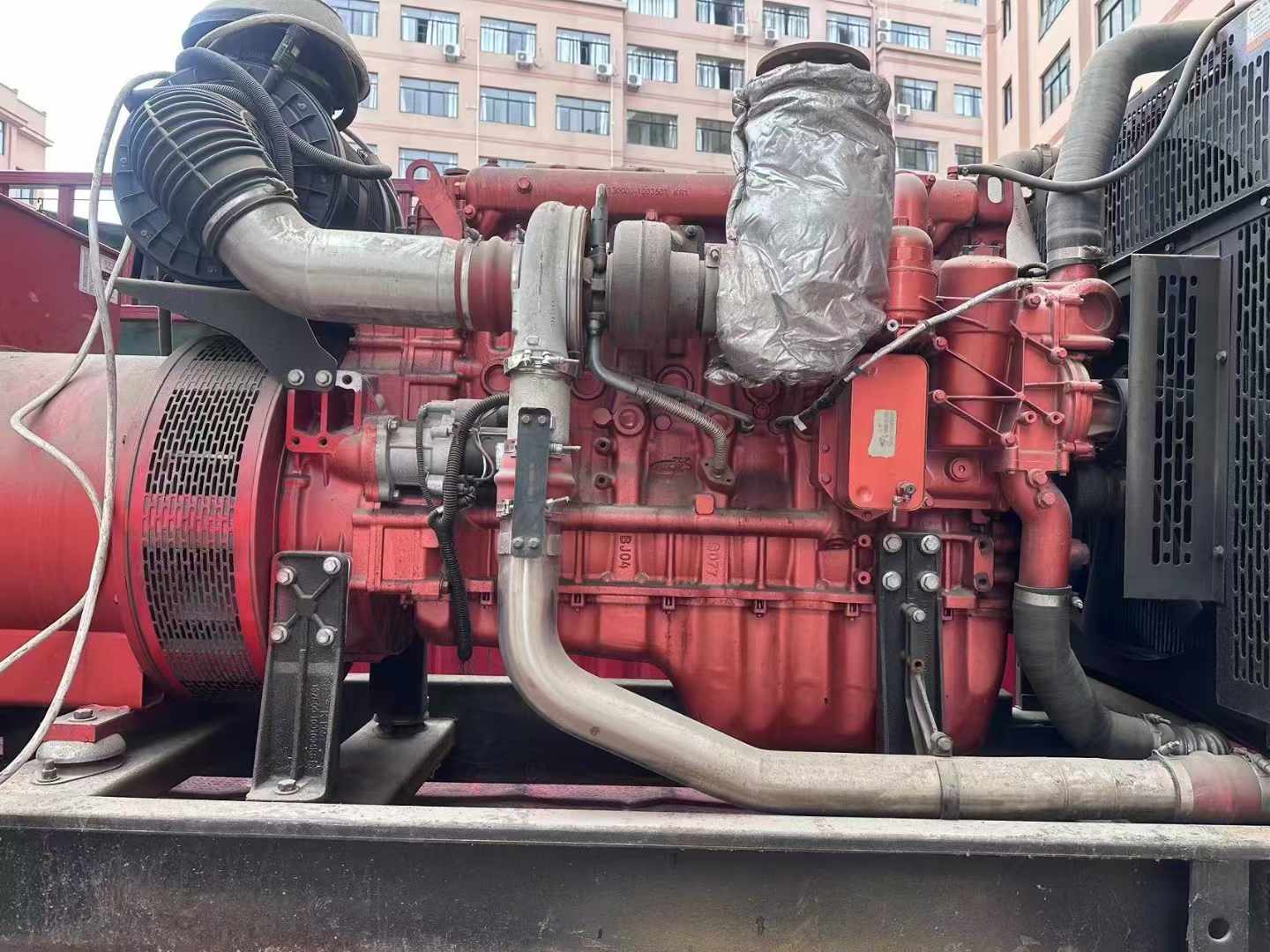 老边如何选择适合 600kW 柴油发电机组的过载保护器？